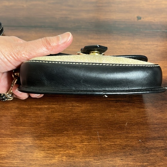 Dooney & Bourke Fabric and Leather Wristlet Clutch Coin Purse Buckle - Picture 3 of 15